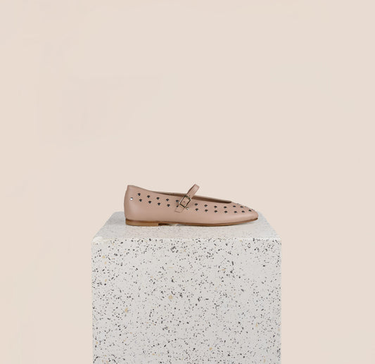 Bari Studs - Beige Nude