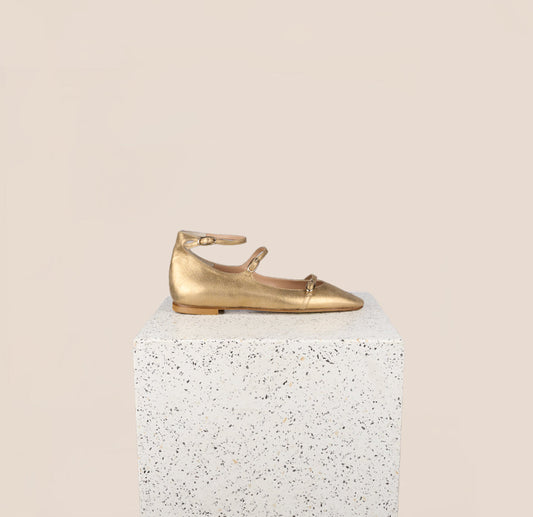 Nola Almond - Gold Foil